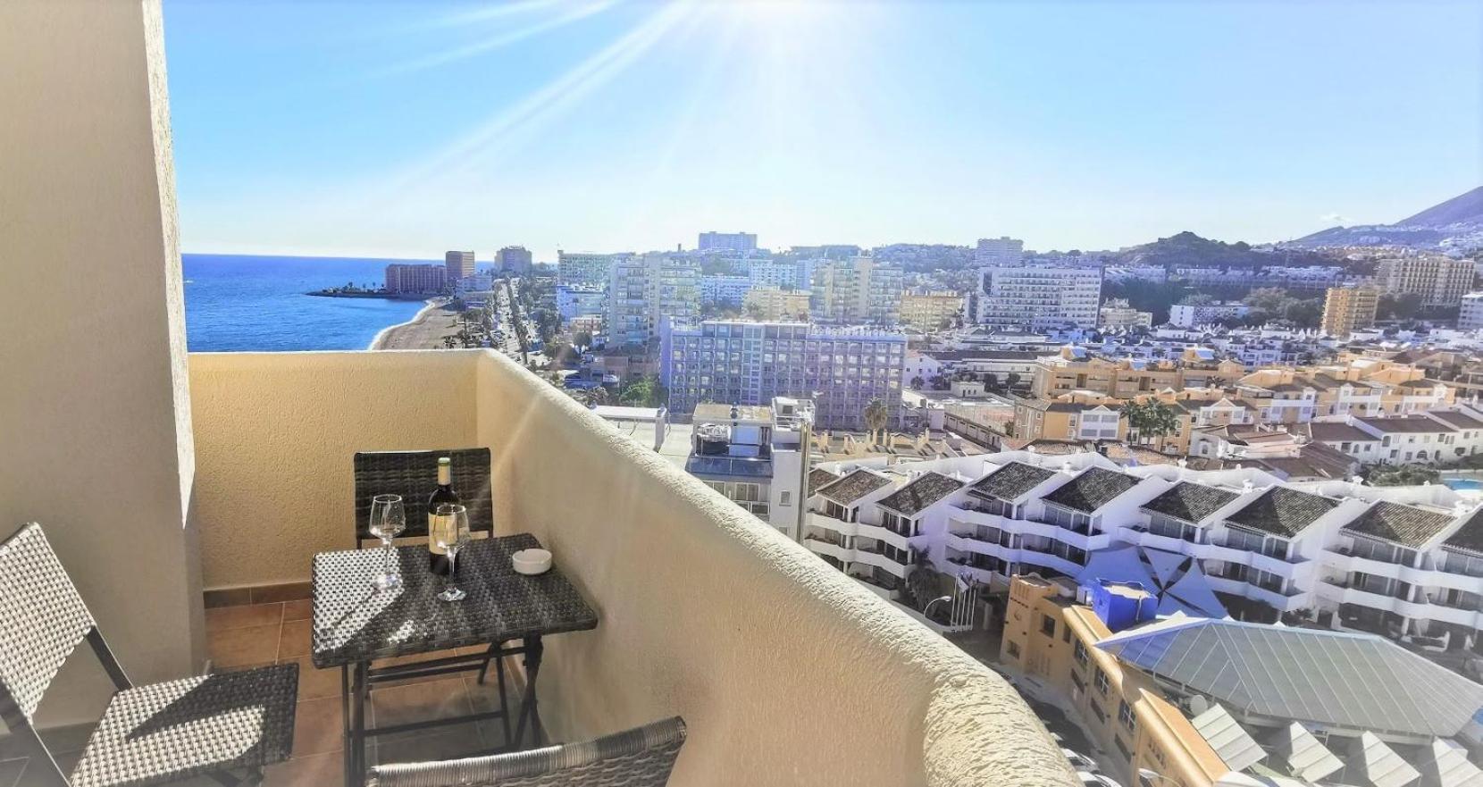 Benalmadena Front Line Sea View 1 Bedroom Large Apartment Esterno foto